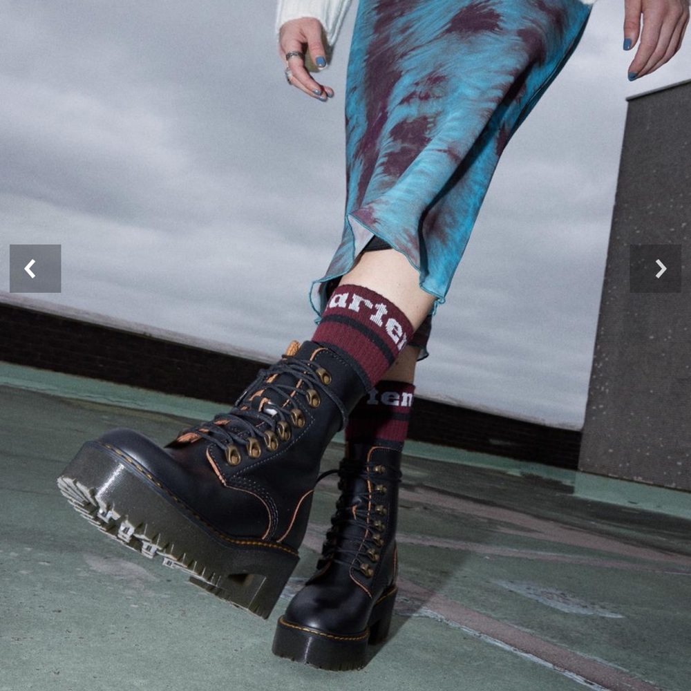 Dr Martens Leona Vintage Smooth Leather Heeled Boots With Box